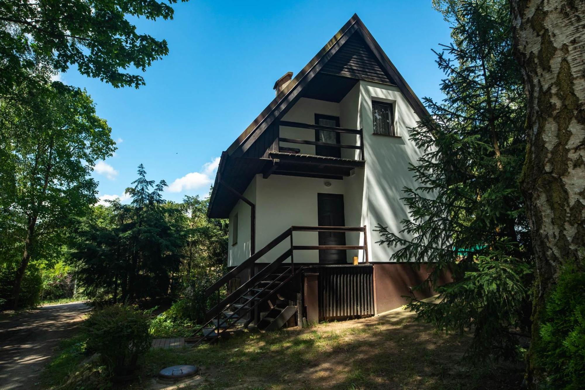 Domek Nad Jeziorem Kretowiny Exteriör bild
